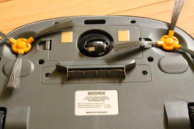A rotating pivot wheel allows 360-degree navigation