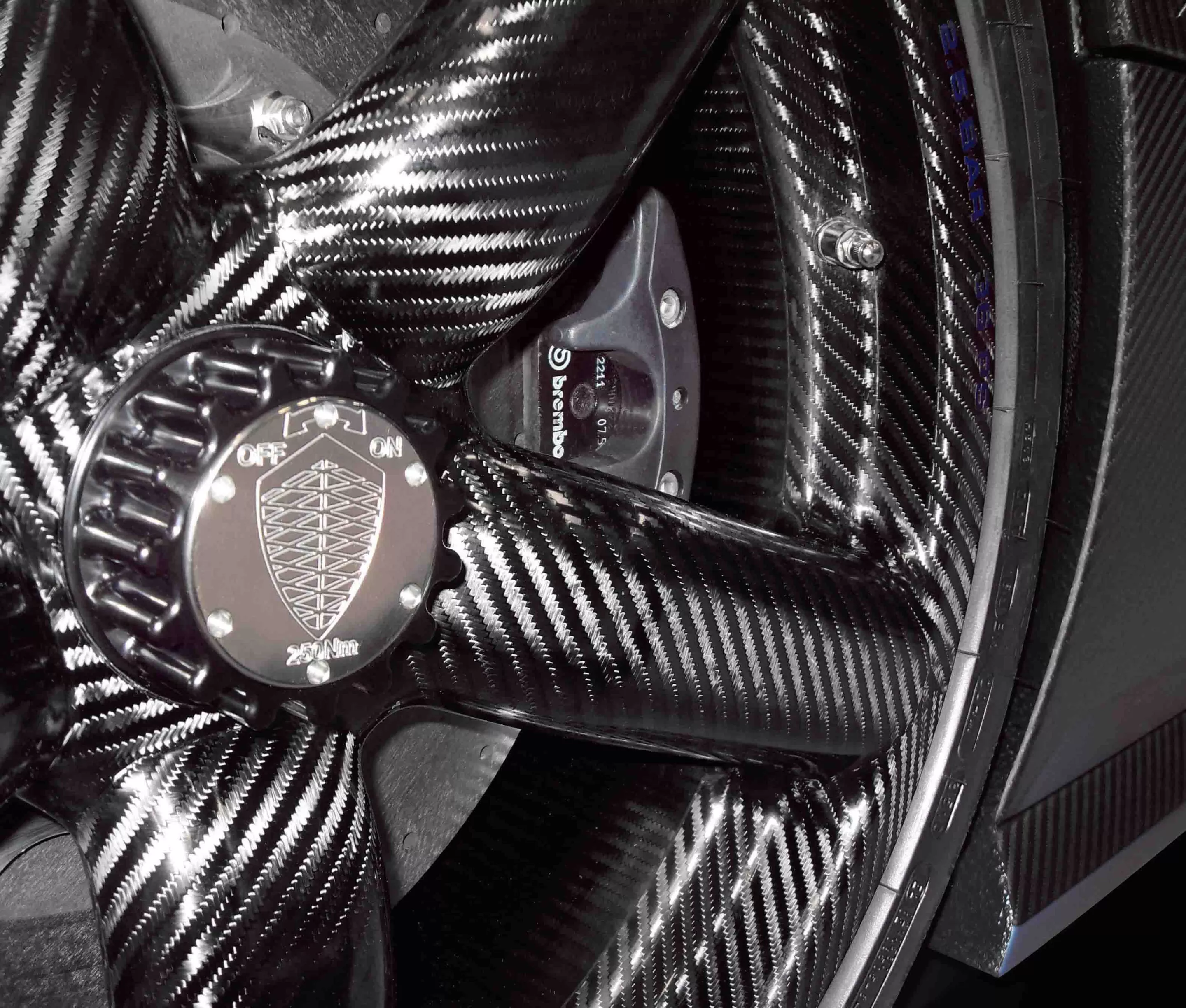The 2013 Koenigsegg Aircore wheel