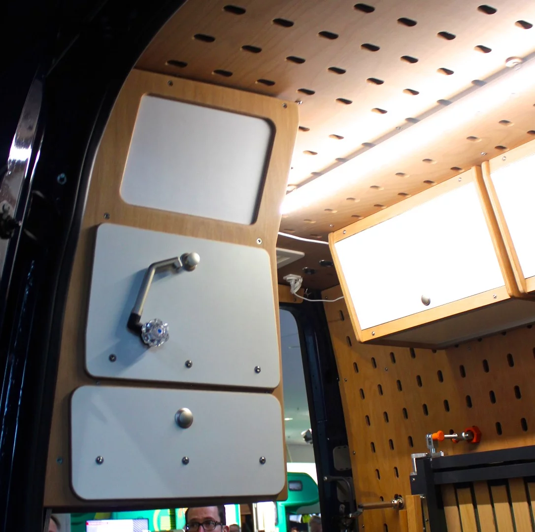 We thought that was a hook at first, but it's actually a swivel-out faucet