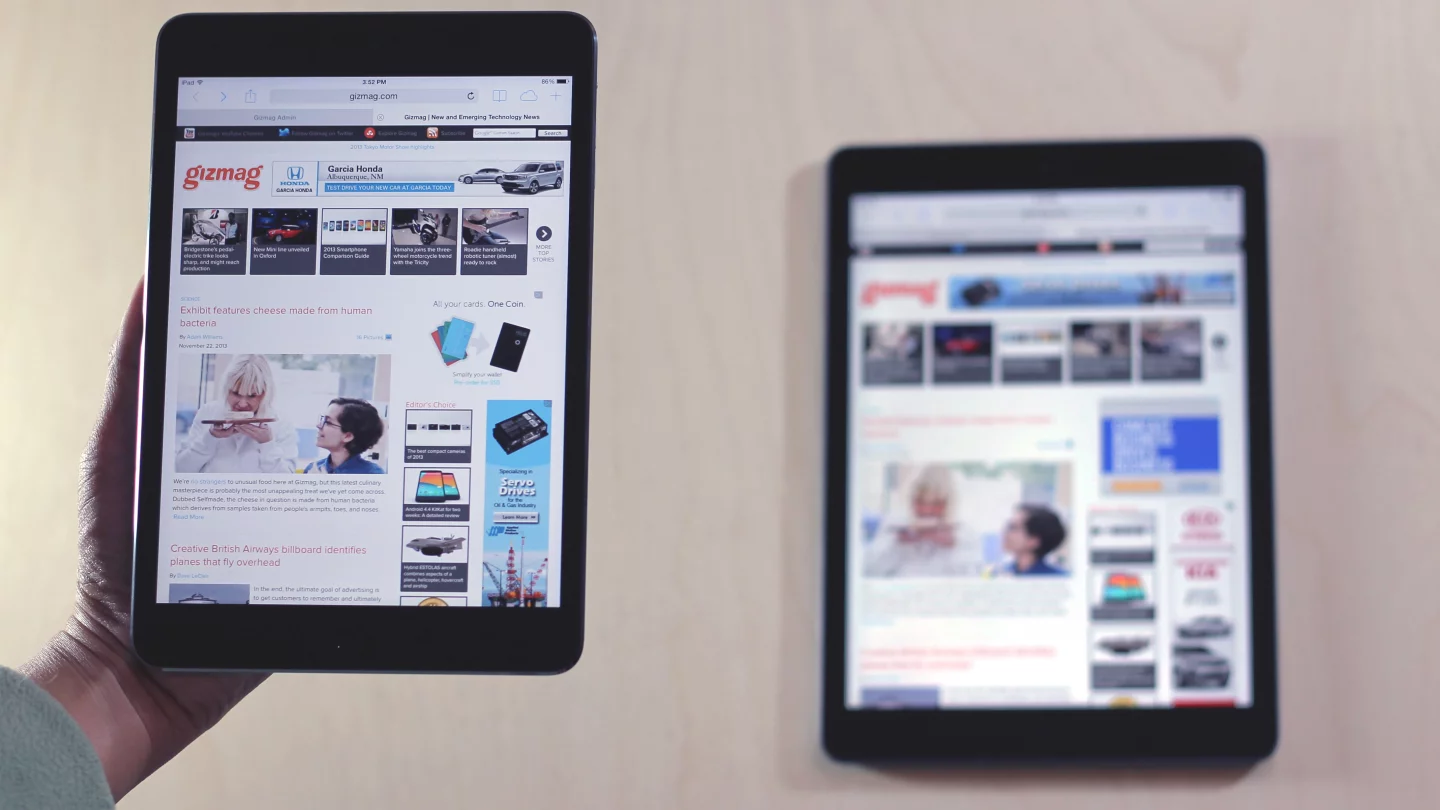 If you hold your iPad mini closer to your eyes, both tablets should theoretically look about the same in your field of vision