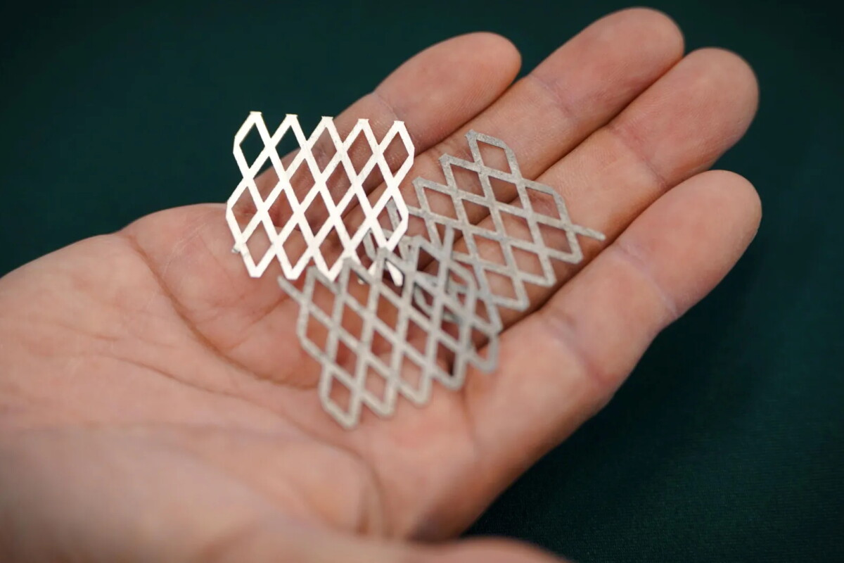 New type of stainless steel is optimized for hydrogen electrolysis