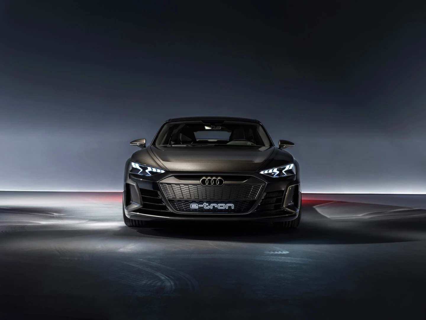 Audi e-tron GT: regenerative braking handles all stopping below 0.3 Gs