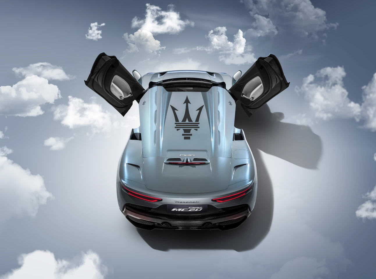 Cielo means "sky," a fitting name for the MC20 convertible