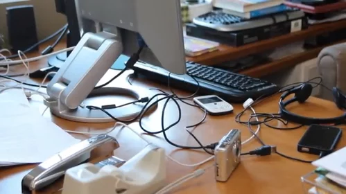 The Recoil Winder is inventor David Alden's answer to that all-too-familiar problem