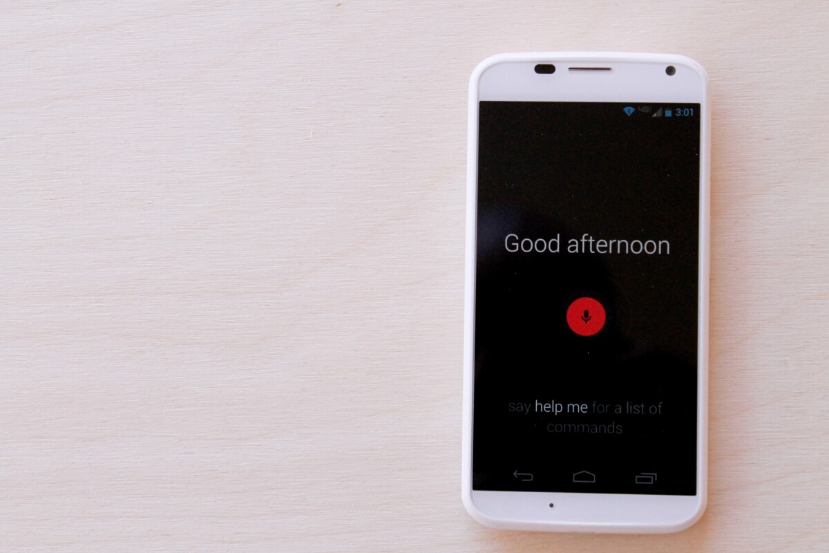 Touchless Control lets you activate Google Now without reaching for your phone