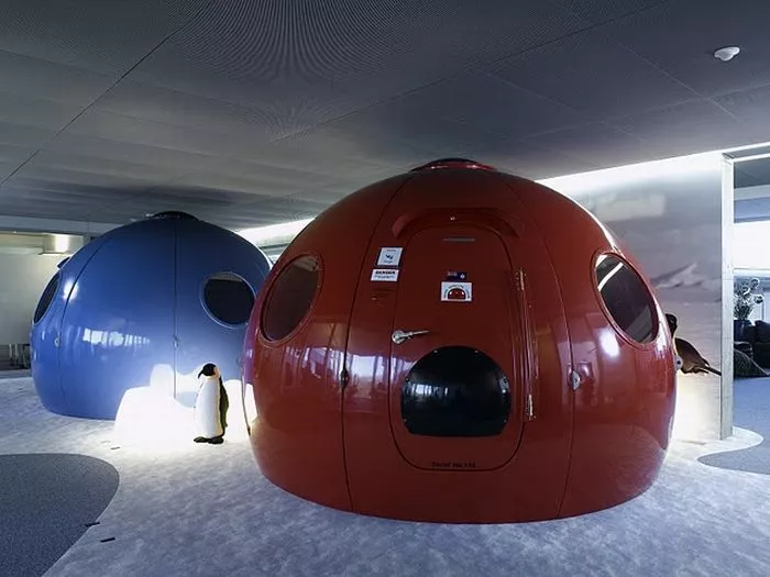 Google Zurich has a bunch of environmental pods (Photo: Itay Sikolski)