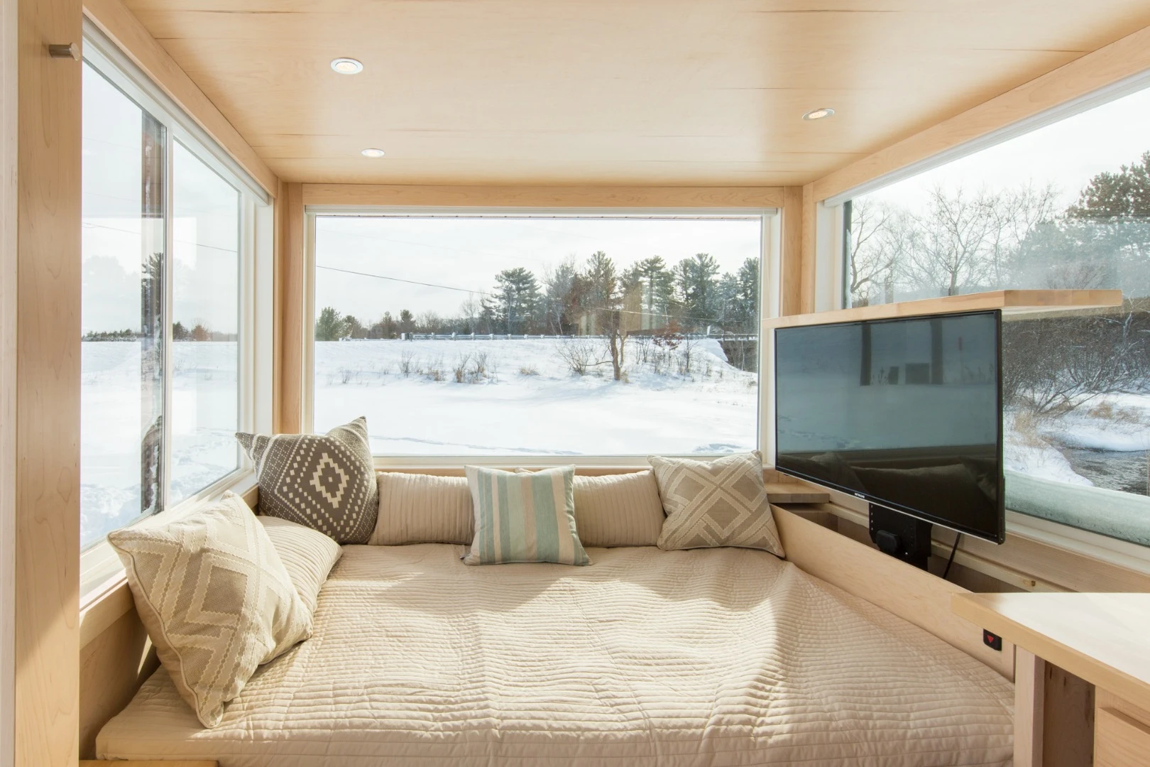 A pop-up flatscreen TV comes as an option