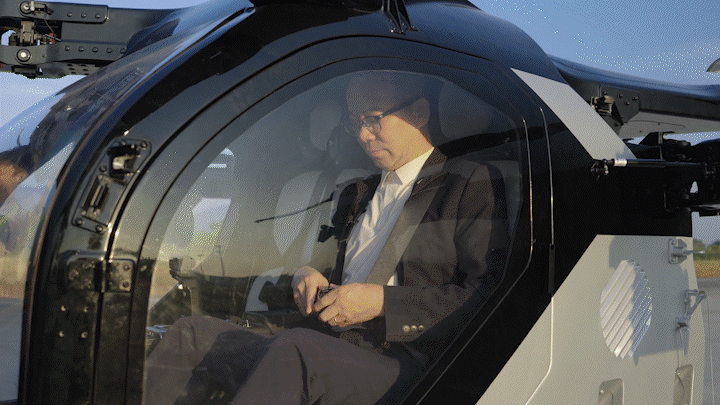 Manned test flight of the LAC's flying car