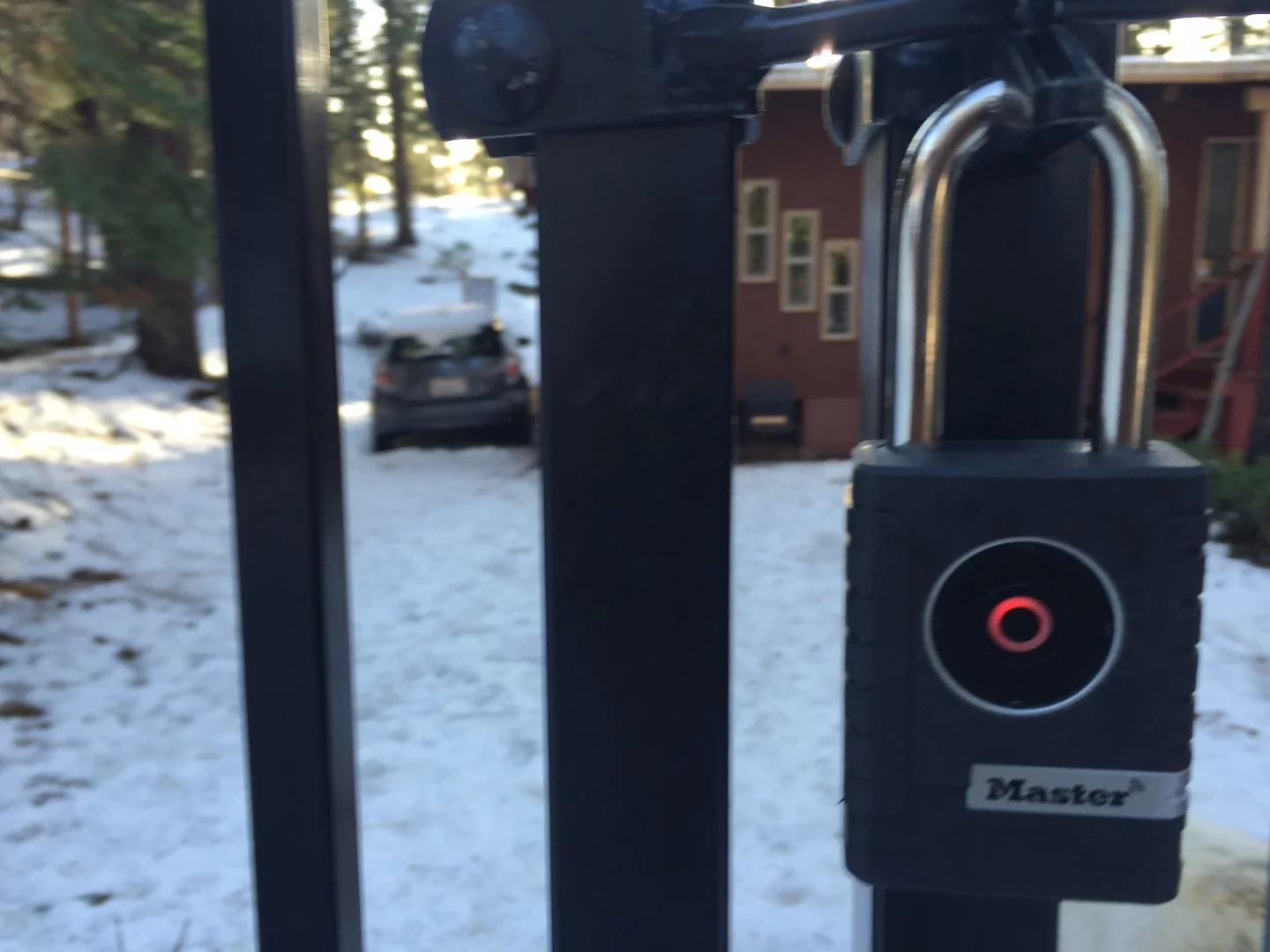 Master Lock 4401DLH Smart Padlock – access denied indicator (this will trigger a tamper message in history)