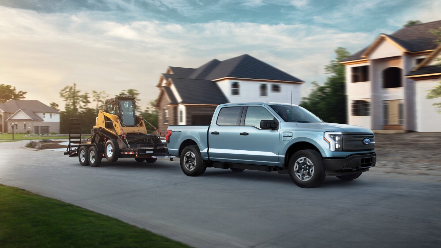 Towing will range between 5,000 and 10,000 lb, depending upon model and options