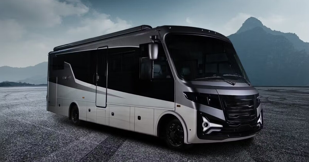 Brilliant 450-mile RV puts range-extended EV tech to its best use yet Brilliant 450-mile RV puts range-extended EV tech to its best use yet