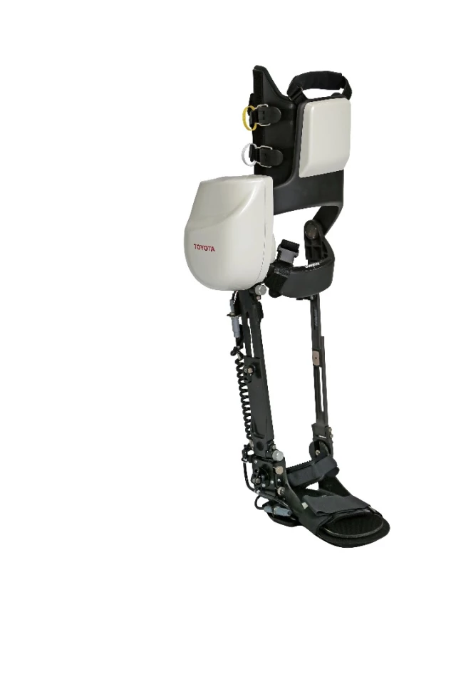The robotic brace enables greater movement of the leg, thus enabling users to adopt a more natural gait and tackle long-distance walking exercises even at the early stages of the program