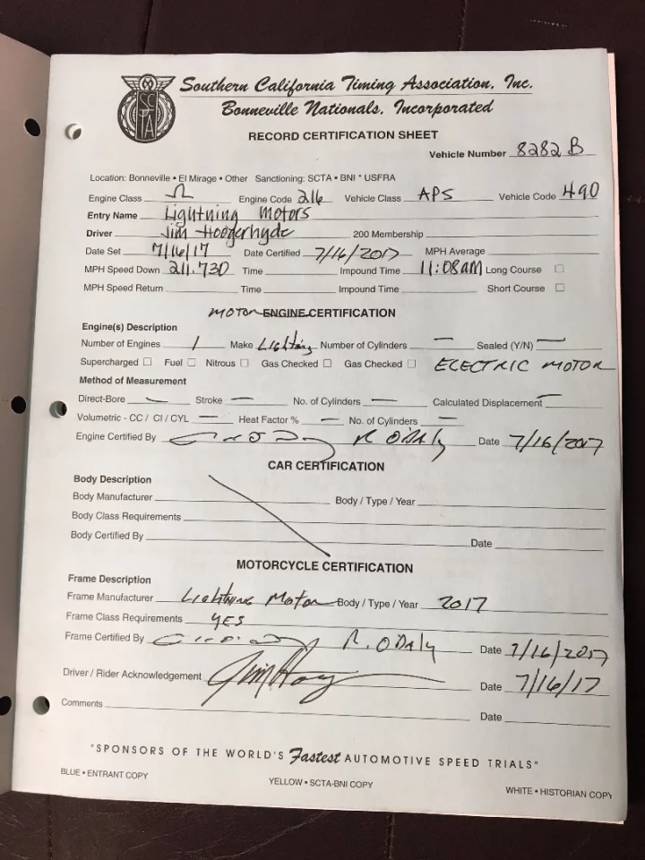 Lightning's as-yet-unnamed LS-2??R electric superbike hit an impressive 212.8 miles per hour after a mile-long start on the dirt at at El Mirage