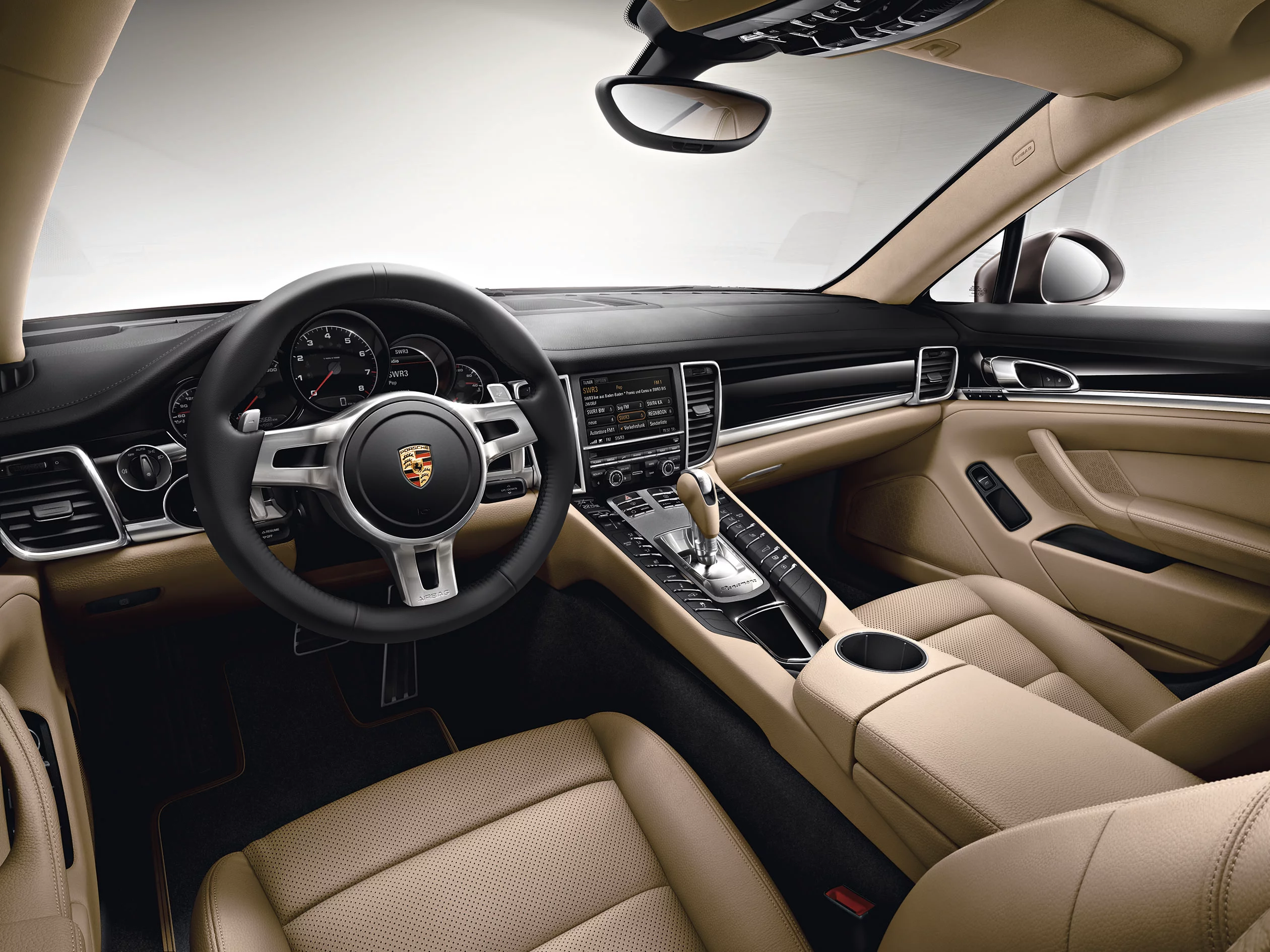 Porsche Panamera Platinum Edition interior