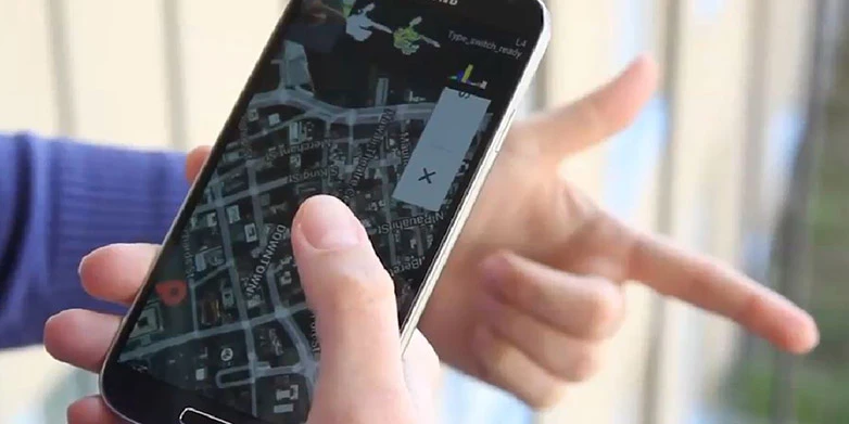 Researchers have developed an app that lets gesture controls be used on existing mobile devices (Photo: ETH Zurich)