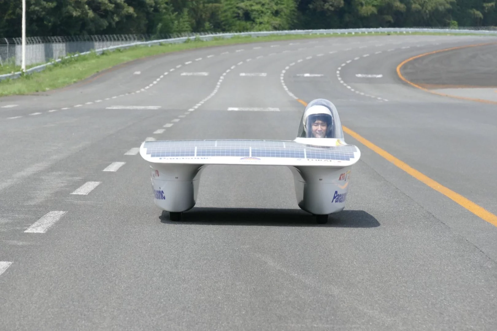 Tokai University is back and looking for another title at the World Solar Challenge with its Tokai Challenger solar car