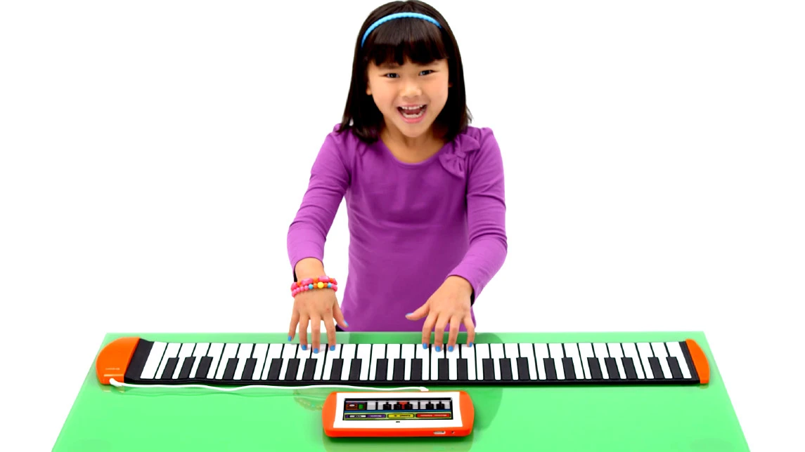 Accessories available for the MEEP! include music-oriented add-ons such as a portable piano, drum pad, headphones and microphone, and game-focused items such as a joystick, steering wheel or the dualplay Game-Pro Case
