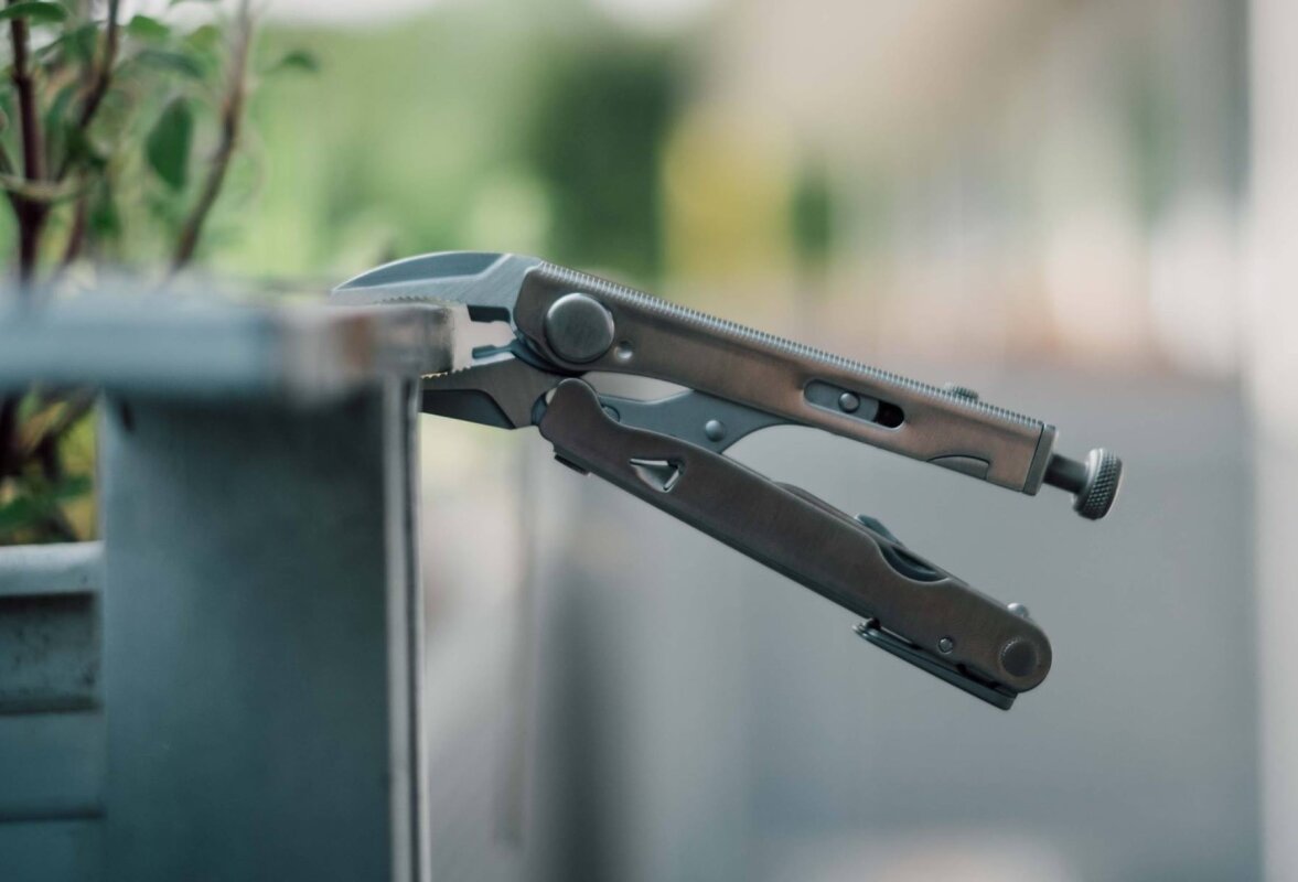 Leatherman brings back Crunch locking plier multitool for grand finale