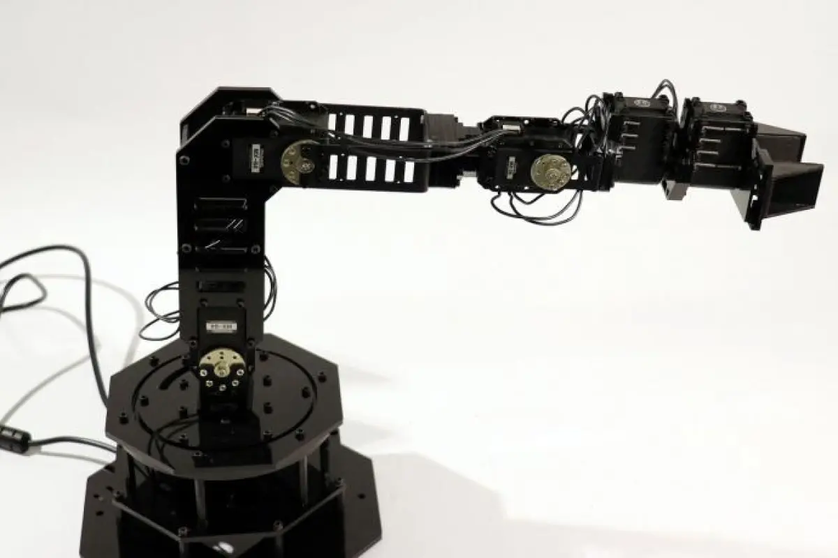 Researchers have given a robot arm a rudimentary form of self-awareness, to help it adapt to new situations