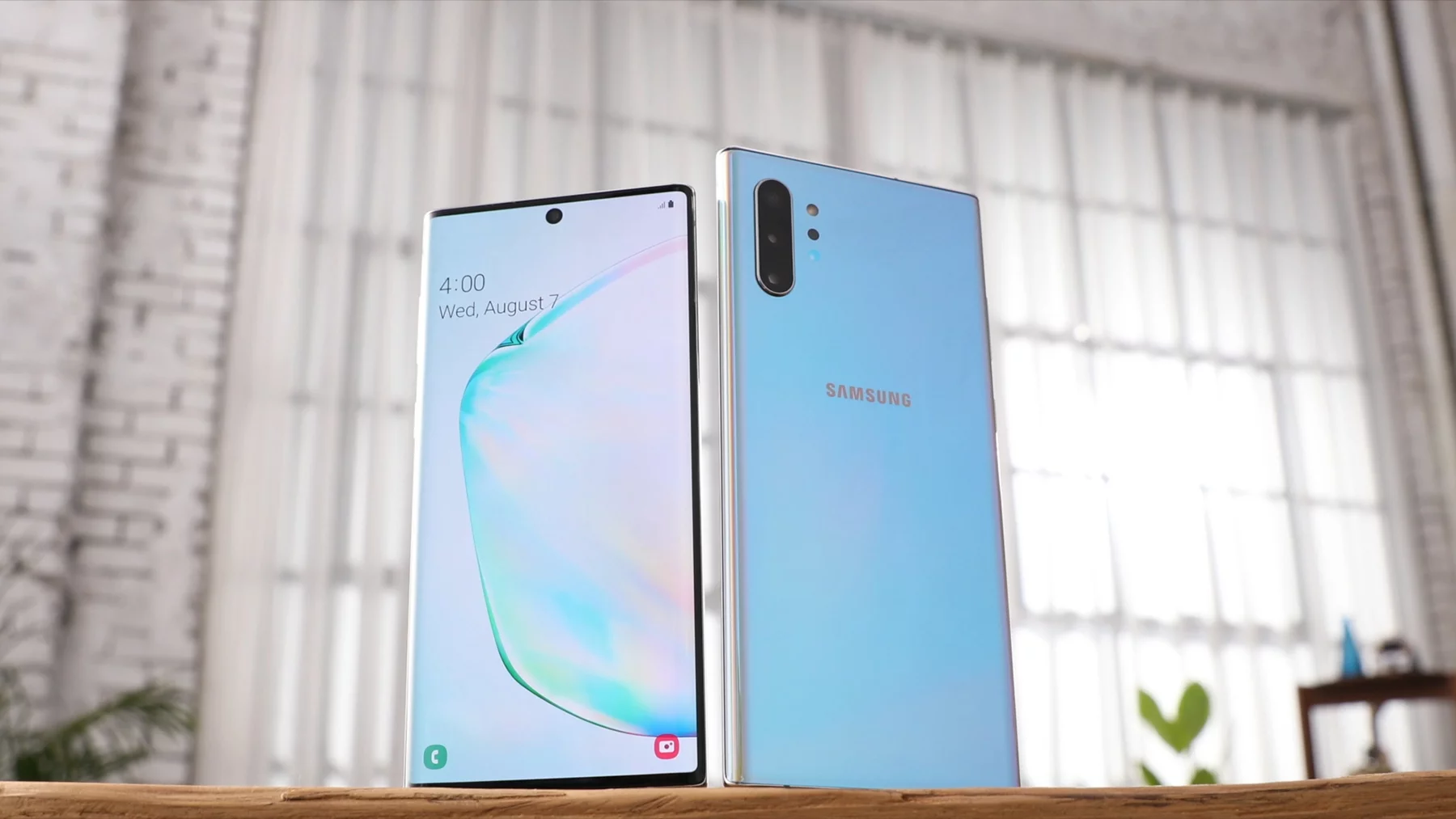 The Samsung Galaxy Note 10 handsets are official