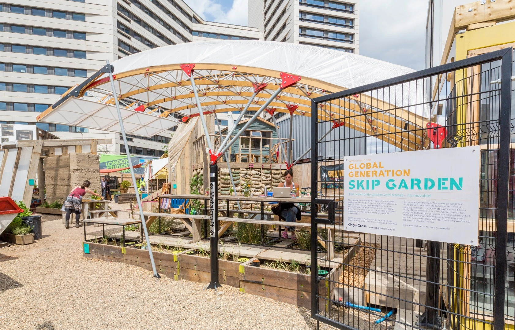 The Skip Garden is designed to be movable so that it can vacate a piece of land easily when the land is required for development purposes