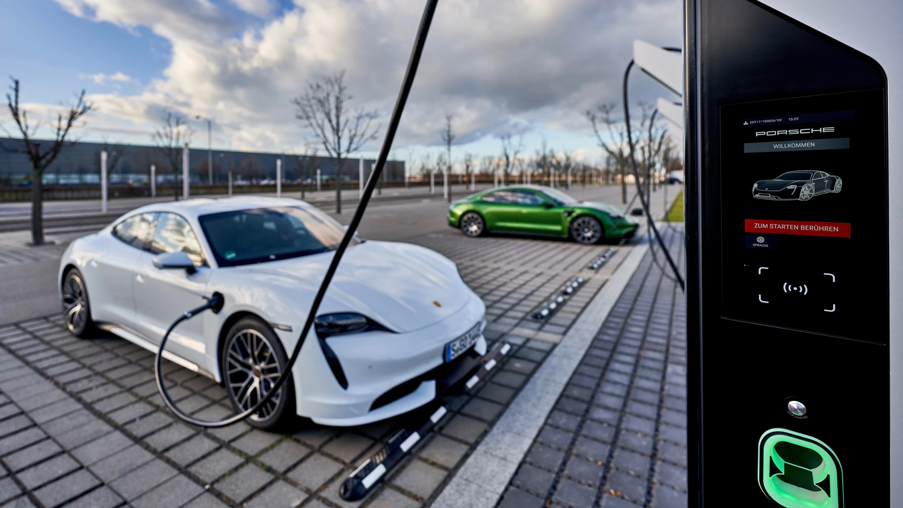 EV drivers of any brand can rapid-charge their vehicle for free at the Porsche Turbo Charging park in Leipzig until the end of March, 2020