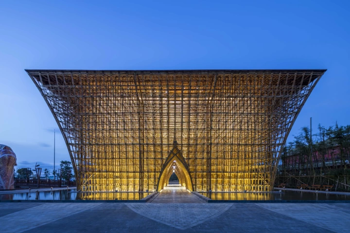 The Grand World Phu Quoc Welcome Center reaches a total height of 14.8 meters (48.5 ft) and it's overall design is inspired by traditional Vietnamese culture