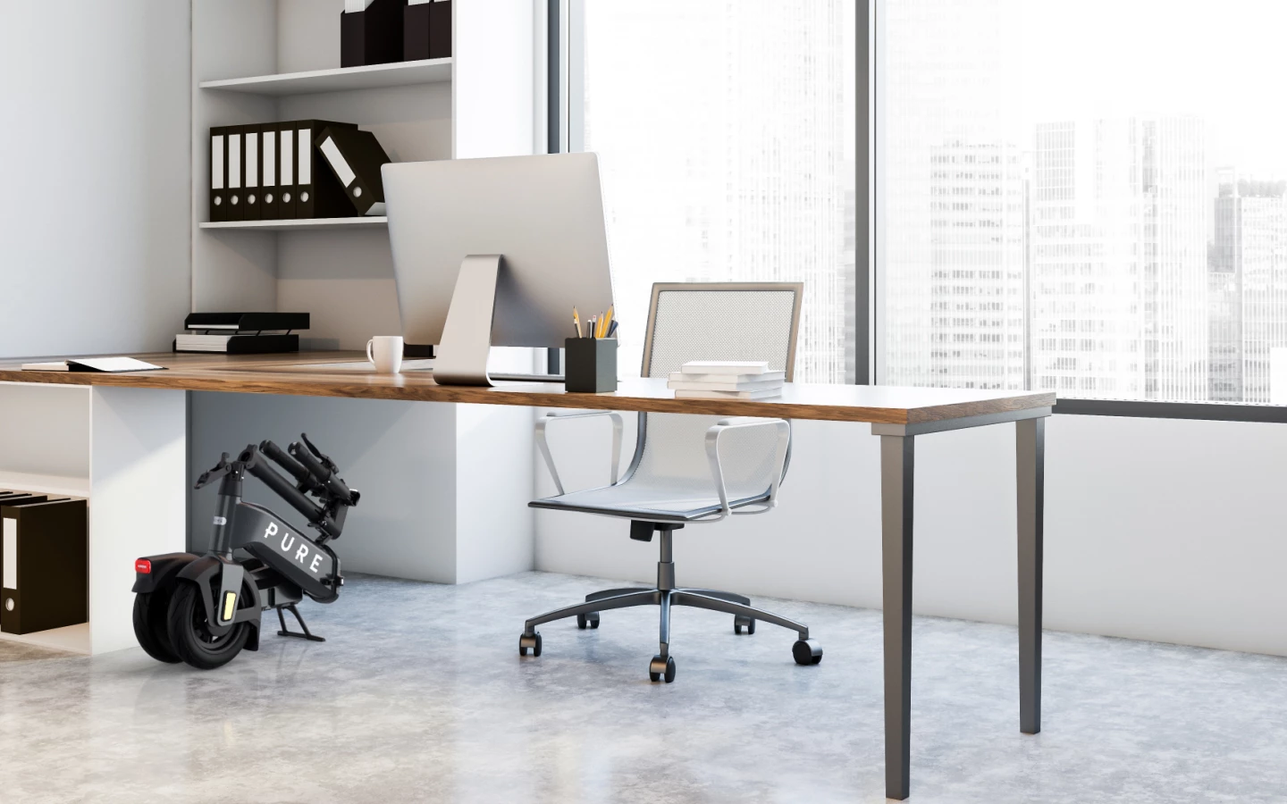 The compact folded proportions of 615 x 550 x 300 mm for the Advance Flex allow for easier between-ride storage under the desk at the office