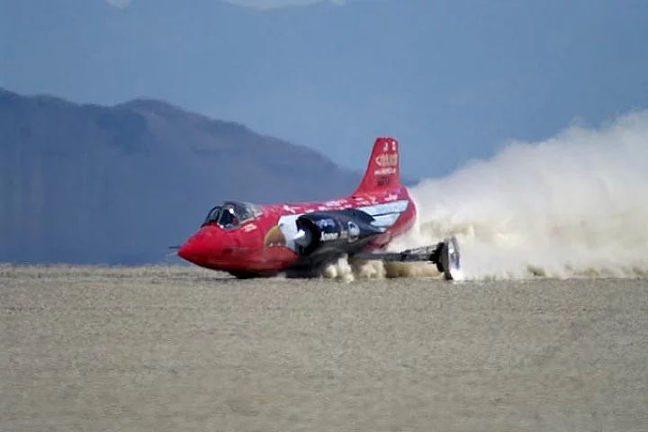 Jessi Combs this week became the world's fastest woman on four wheels in the 52,000 hp North American Eagle Supersonic Speed Challenger with a speed of 392.954 mph (632.39 km/h)