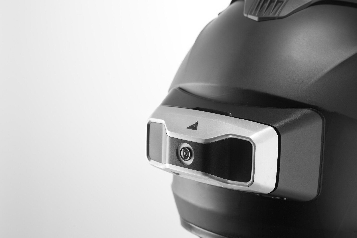 Argon Transform adds dual cameras, comms and a HUD to any motorcycle helmet