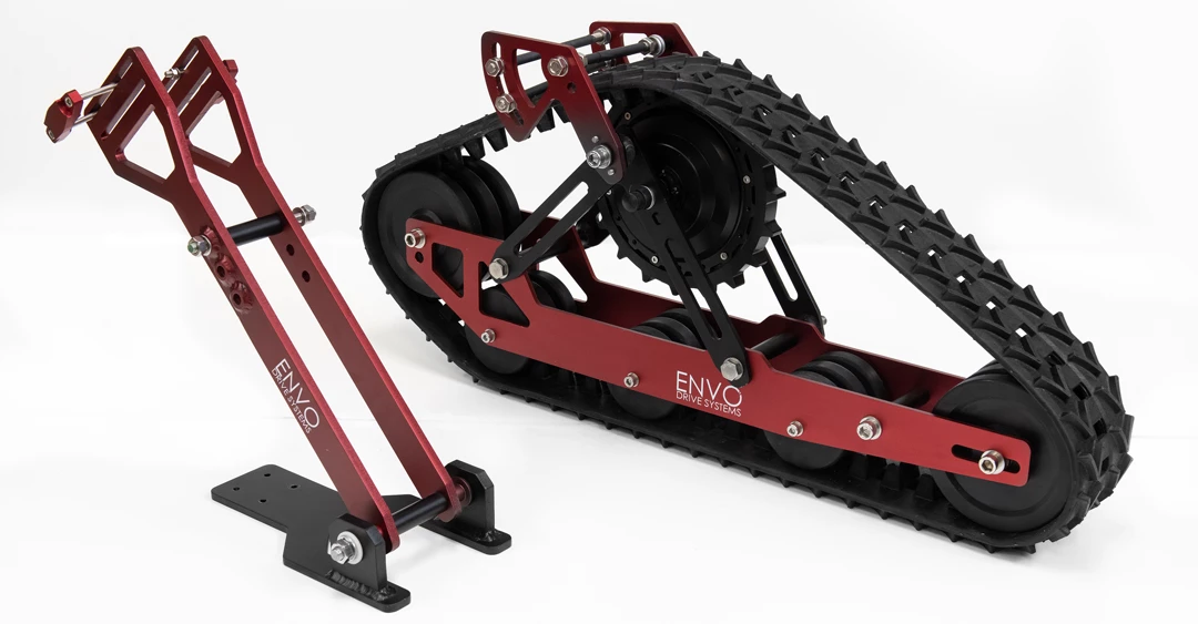 The components of the basic kit – the battery and snowboard are extra