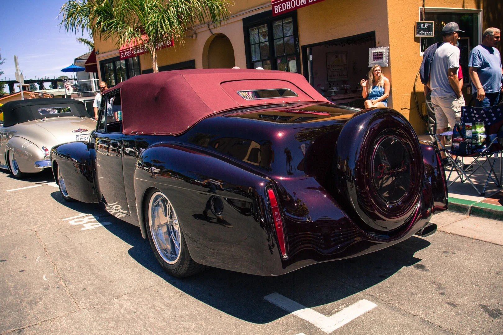 The tail-end of the 1942 Lincoln Continental custom