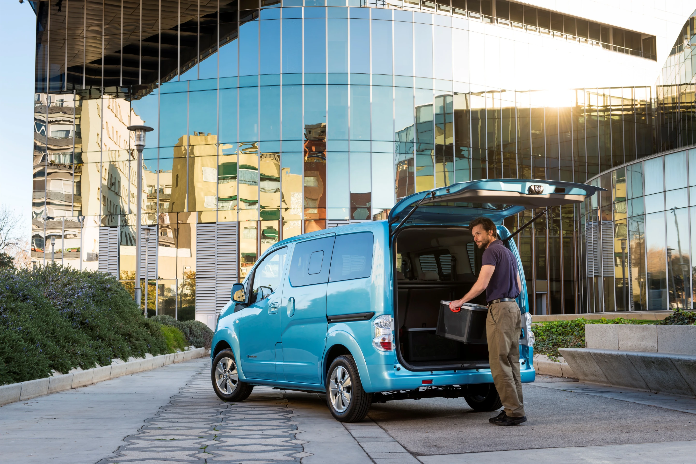 Nissan's e-NV200