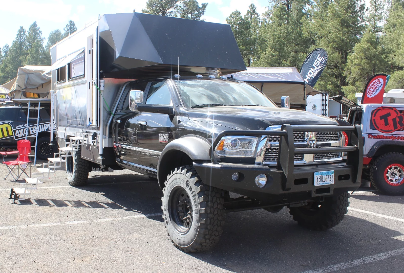 Expedition vehicles of OX West 2018