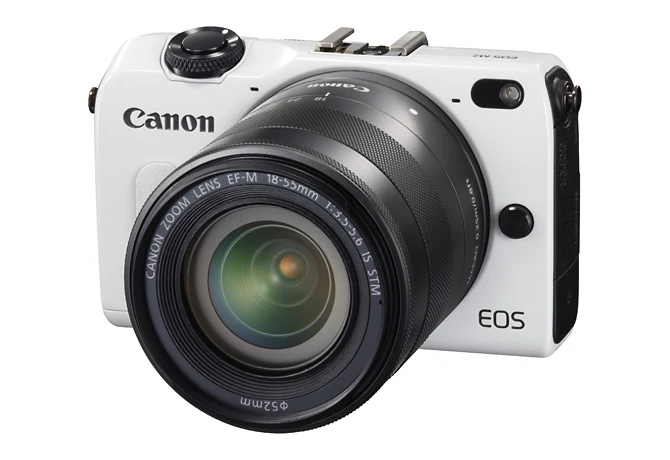 Native ISO sensitivity runs from 100 to 12800, which can be extended up to ISO25600 for clearer images in low light