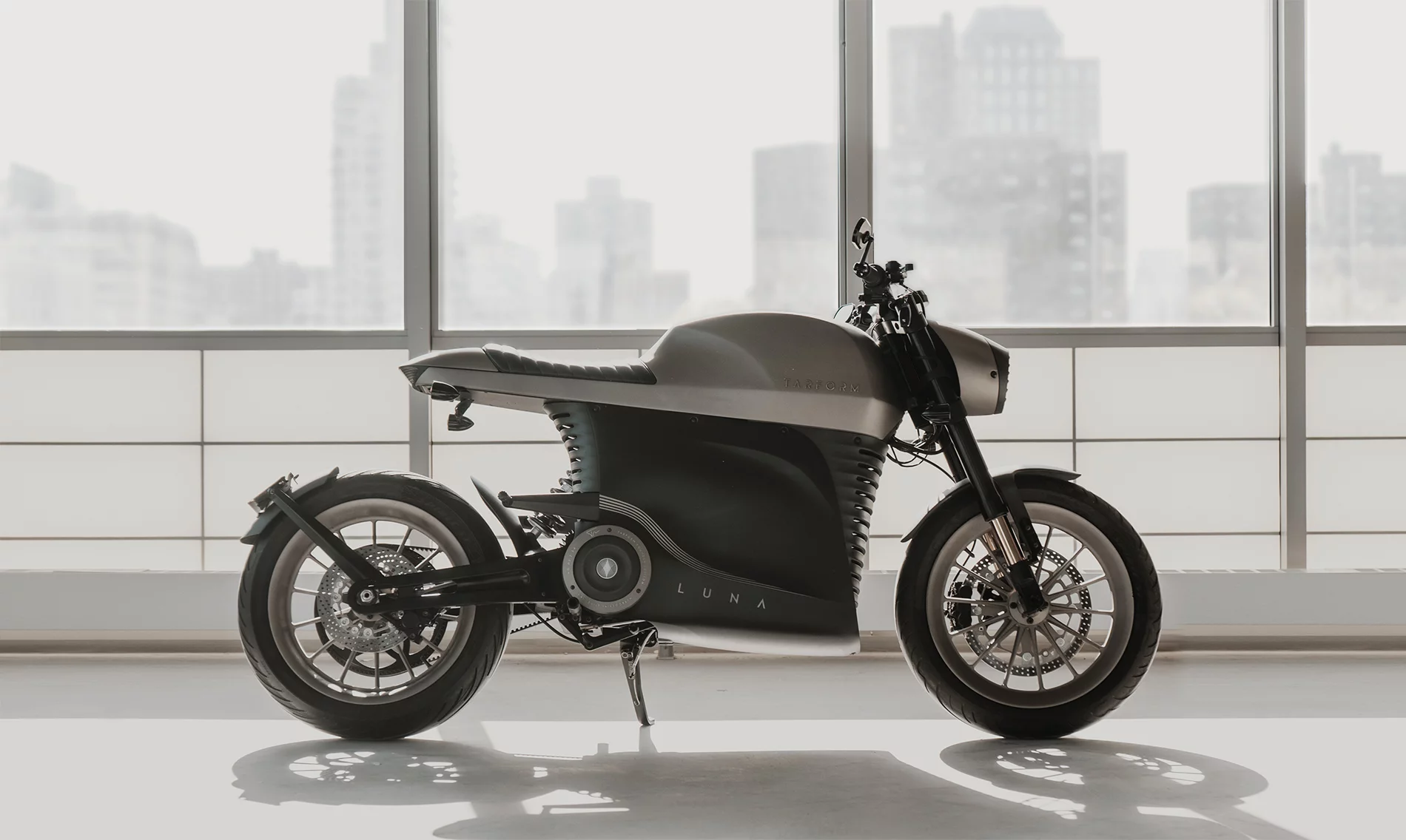 Tarform's Luna electric motorcycle gets a new cafe racer version