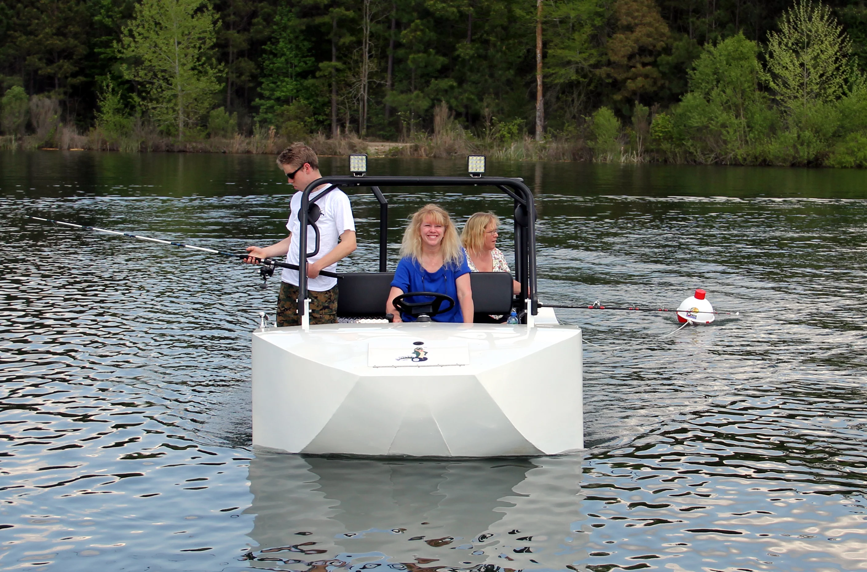 CAMI's diesel-electric hybrid amphibious Hydra Gator