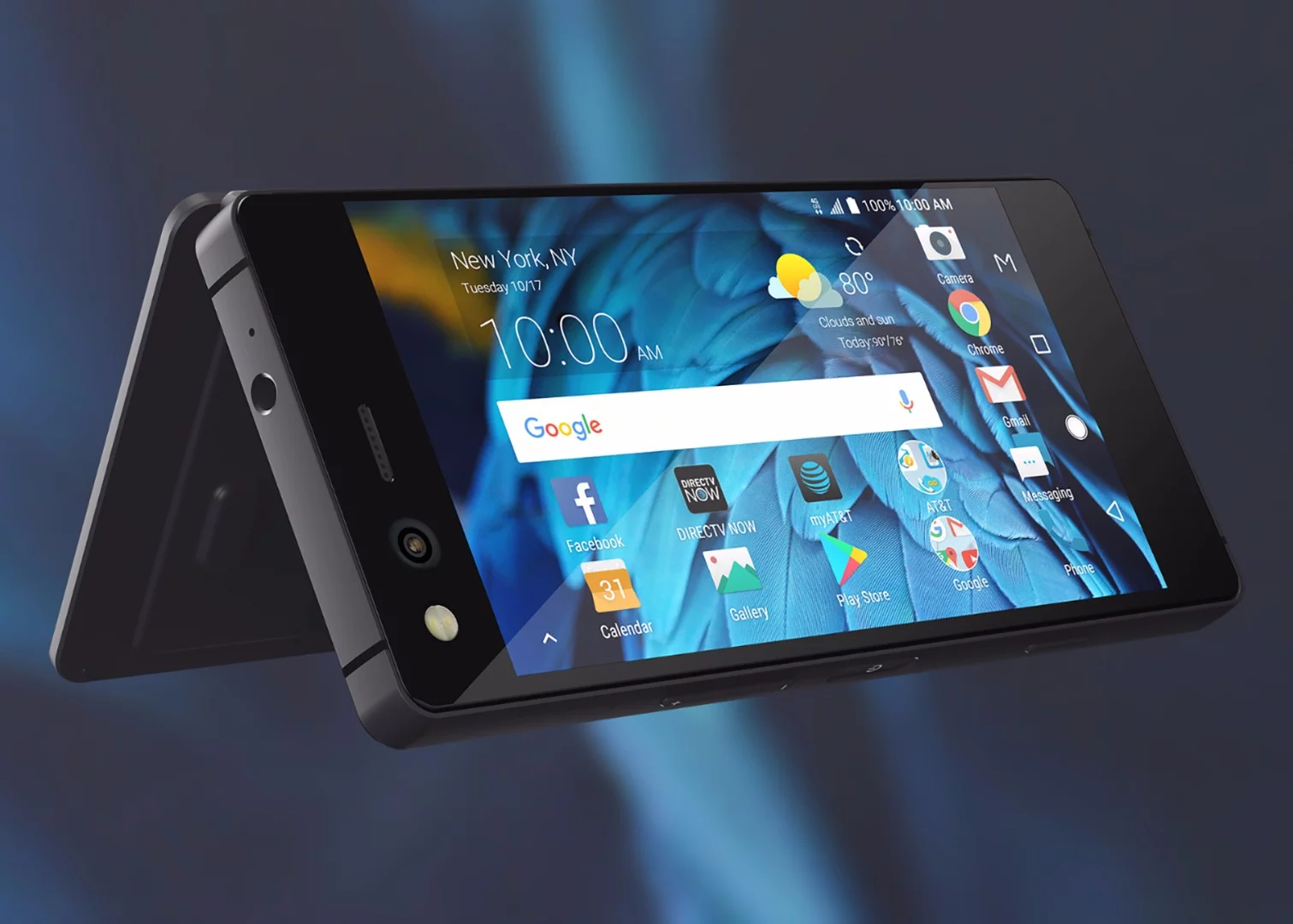 In tent mode, the ZTE Axon M offers gamers the opportunity to play against each other