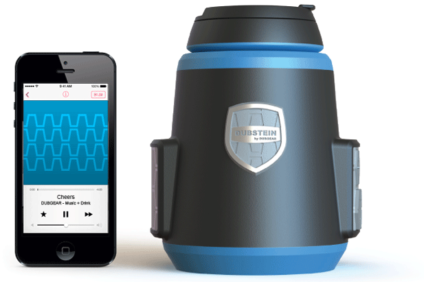 Bluetooth 4.0 technology is used to wirelessly feed in some tunes from a paired device