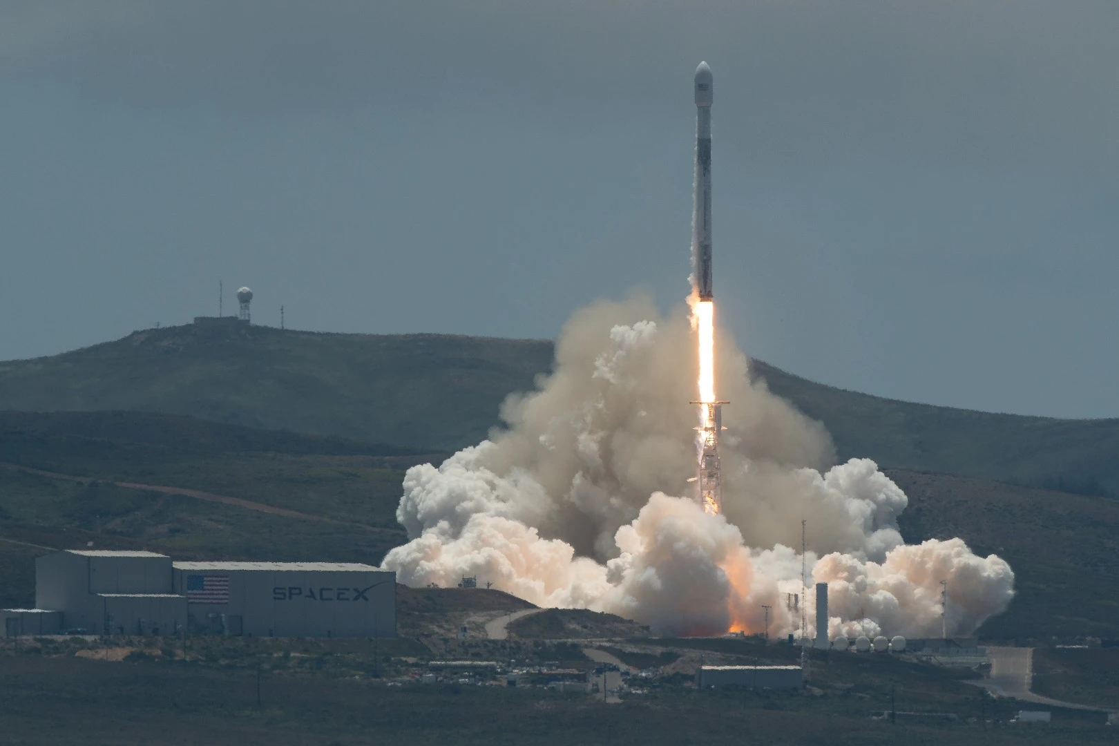 SpaceX Falcon 9 rocket lifts off on Tuesday