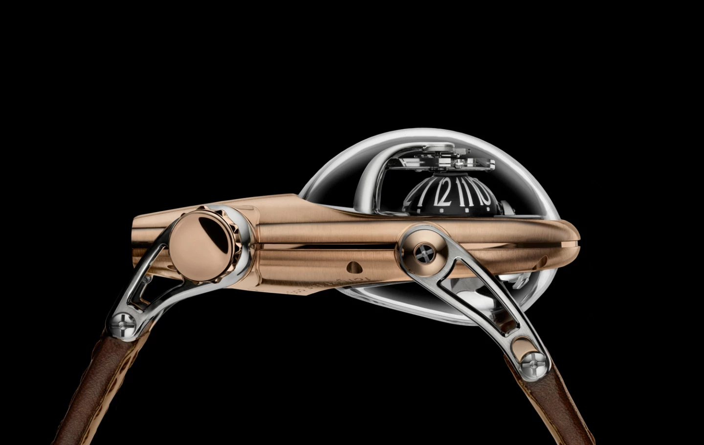 The HM10 Bulldog has a canine-inspired design
