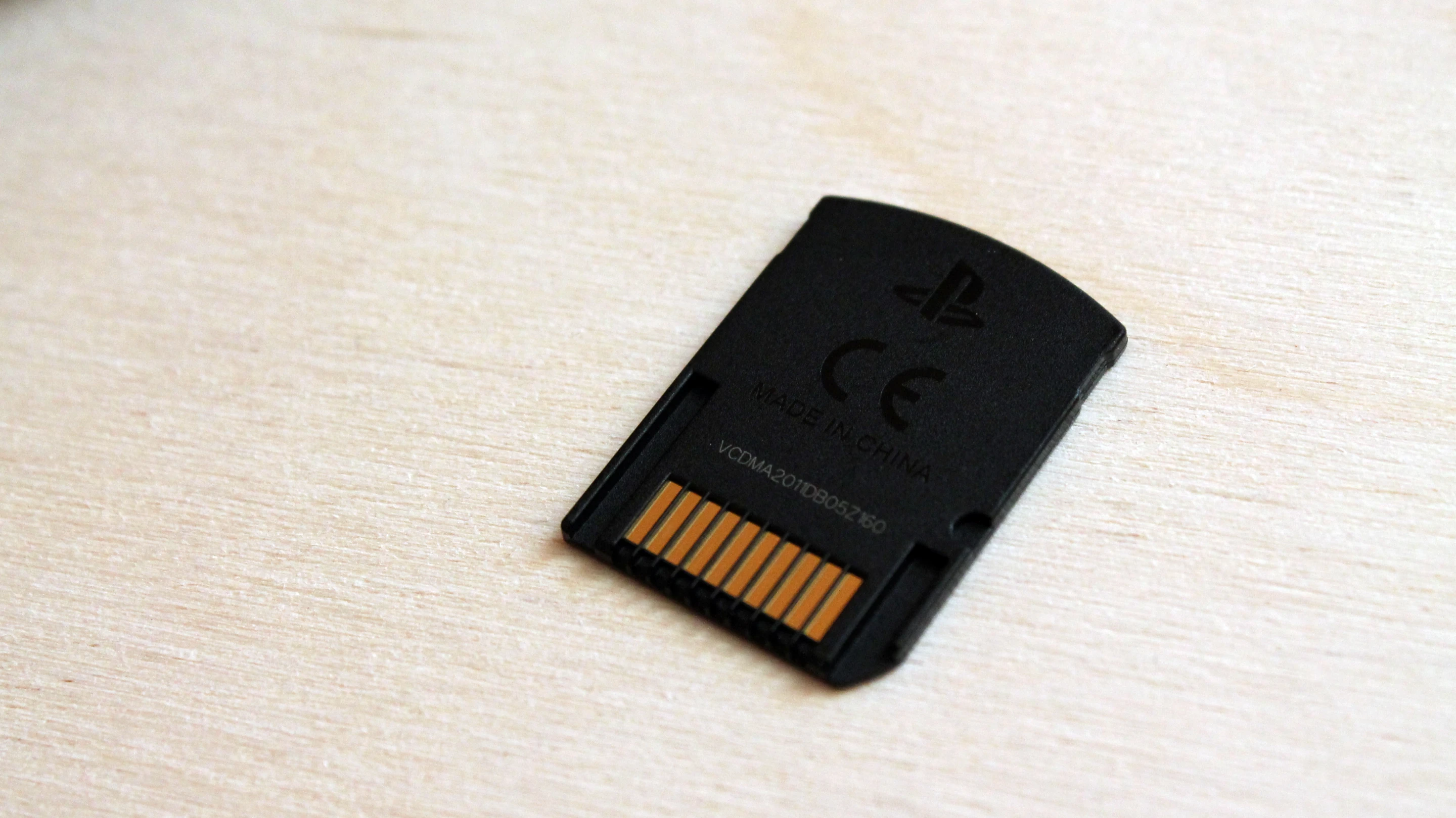 Back of a Vita game card