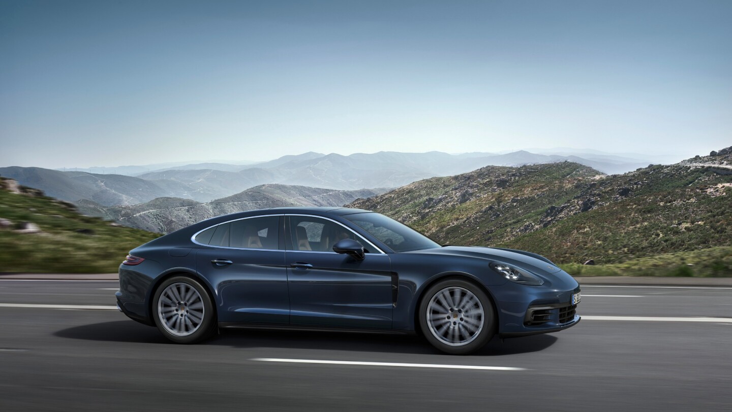 Porsche has smoothed out the kinks in the roofline to create a more coupe-like profile