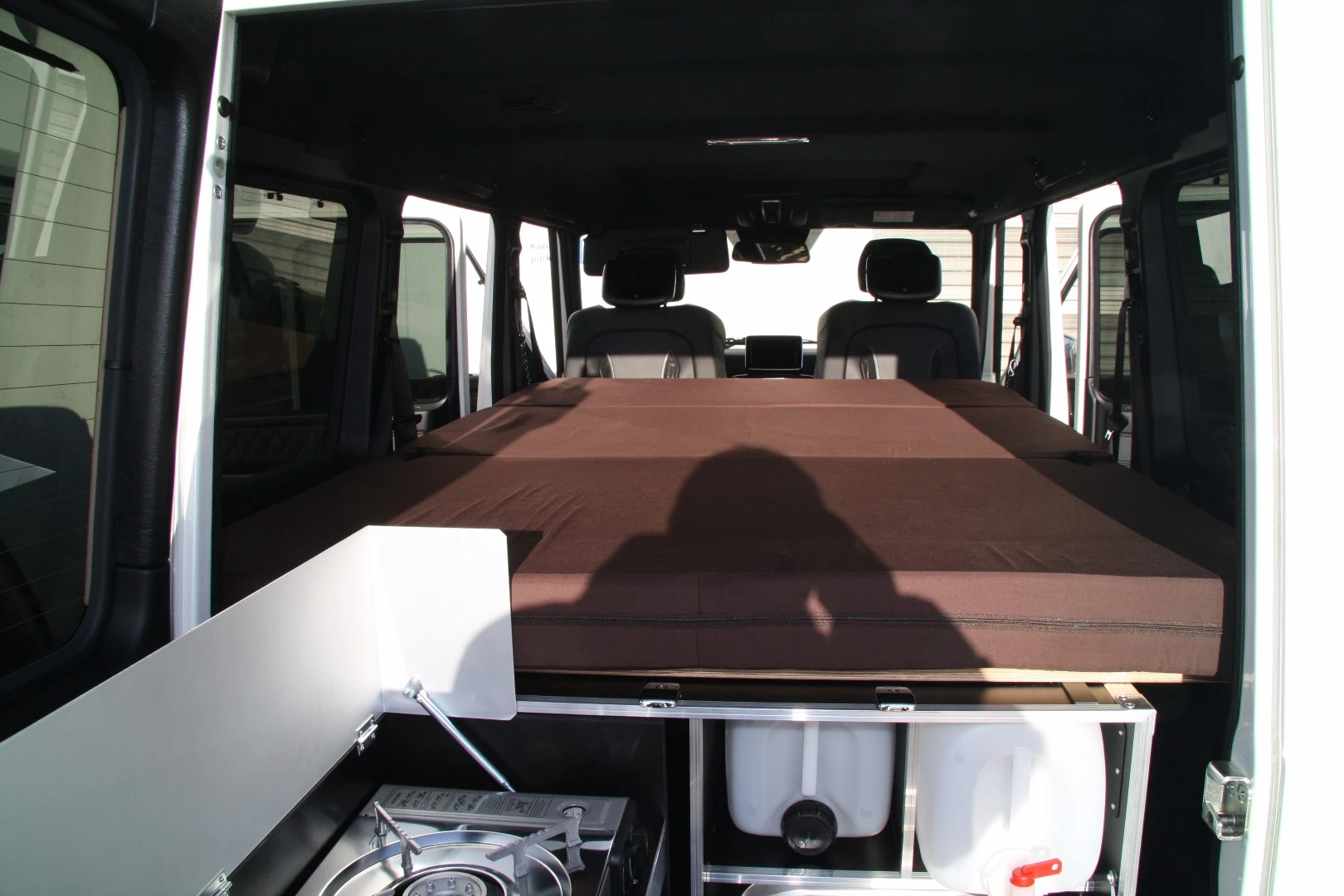 The bed measures 77 x 50 in