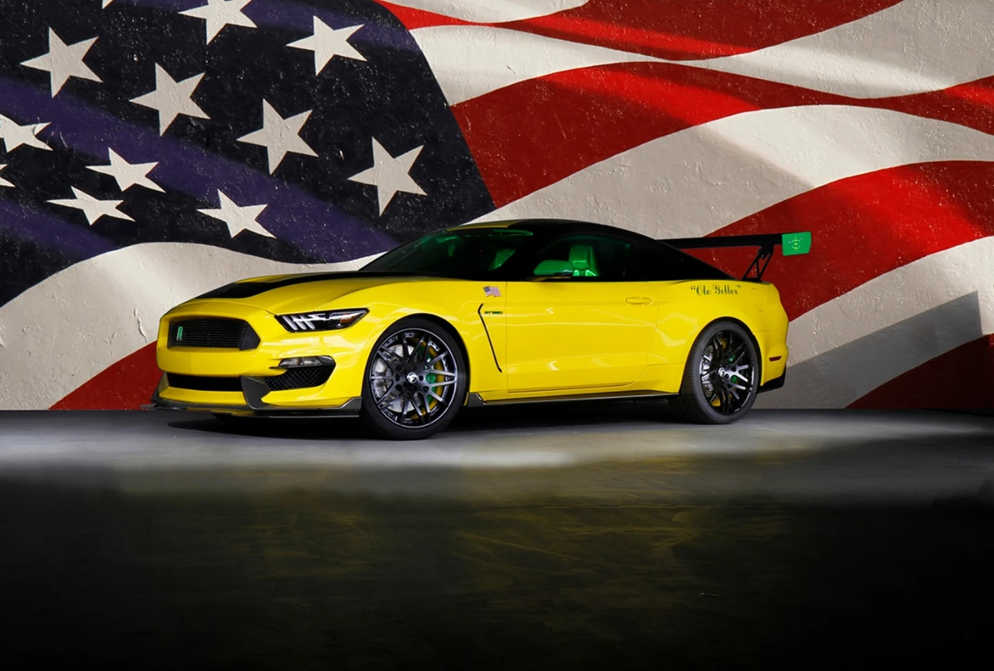 In reference the plane by which it is inspired, the "Ole Yeller" Mustang has a bright yellow paint-job, with "Ole Yeller" accents and badging