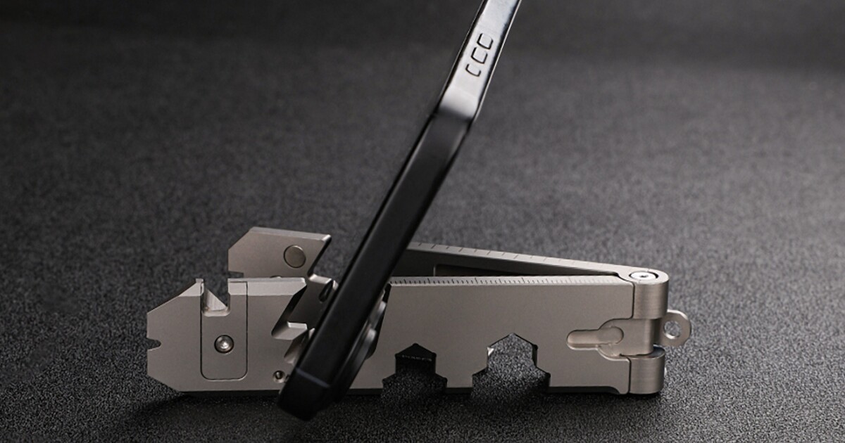 Tiny titanium phone stand puts 12 EDC tools on your keyring Tiny titanium phone stand puts 12 EDC tools on your keyring