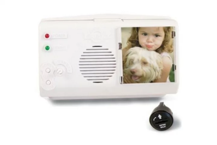 Pet sensing doorbell