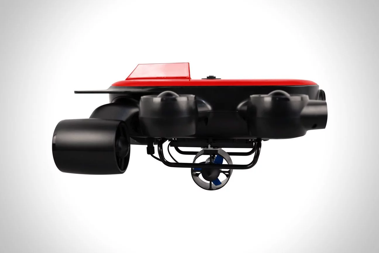 The Geneinno T1 Pro, equipped with its lateral thruster