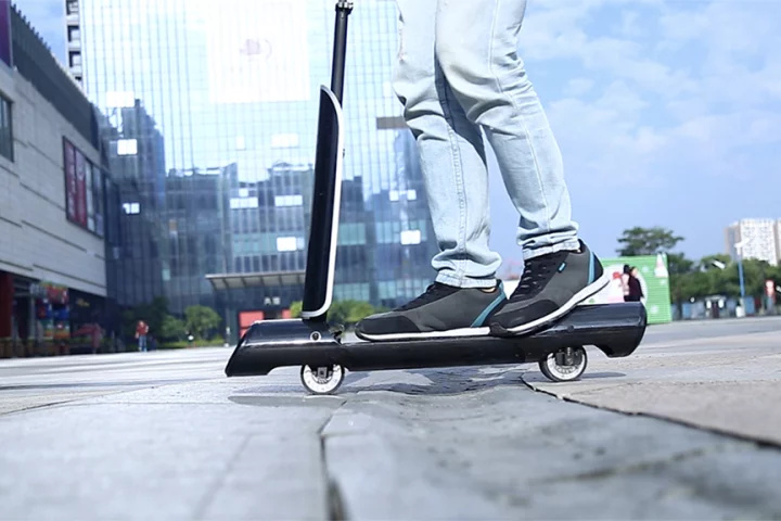 Untubed, the GoTube offers up to 7.5 miles (12 km) of range