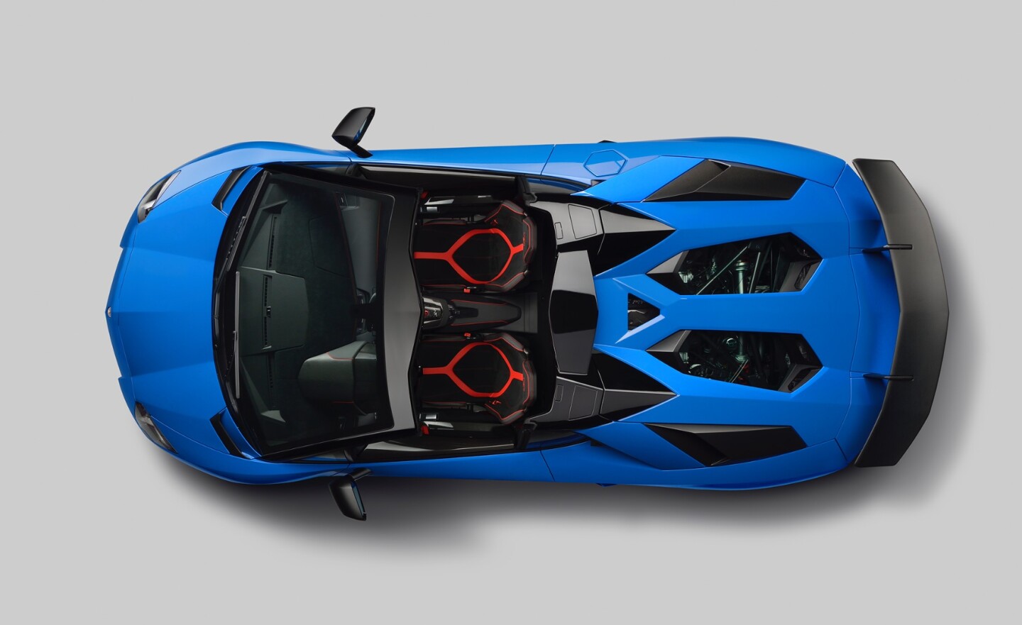 The Superveloce Roadster's rear window drops to let the beautiful soundtrack of the V12 play